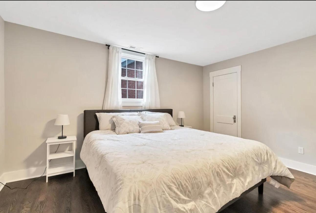 Lavish Flat W King Bed In Near Dt Food & Shops