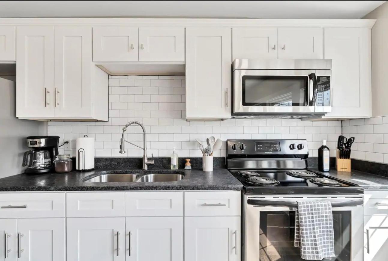 Lavish Flat W King Bed In Near Dt Food & Shops *